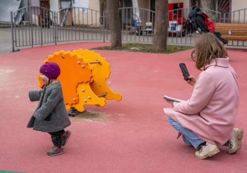 Zapłaciłam za nianię, za petsitterkę. Realna cena matki wyjścia z domu jest jeszcze wyższa