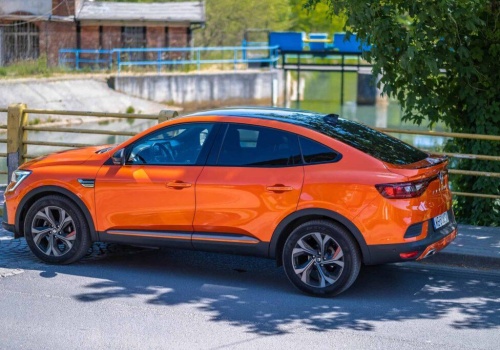 Nowe Renault Arkana Full Hybrid z korzyścią do 20.000 zł. Powód? Pożegnanie modelu