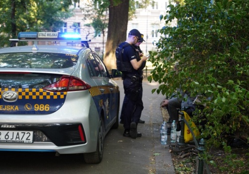 Strażnik w Krakowie zarabia 9 792 zł. To najwyższe pensje w Polsce