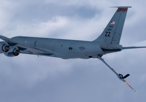 Kolizja dwóch KC-135 nad Irakiem – jeden rozbił się