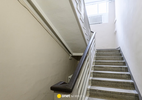 Przez 27 lat była więziona w mieszkaniu. 