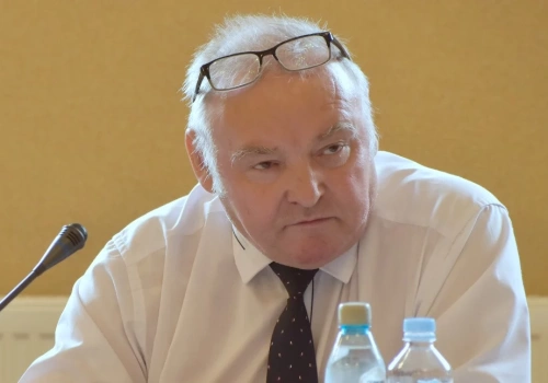 Chcą odwołać wójta. Niech organizują referendum - mówi Kazimierz Cebrat  