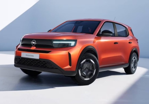 Elektryczny Opel Frontera przez chwilę w cenie modelu spalinowego, 96 900 złotych. Teraz minimalnie droższy