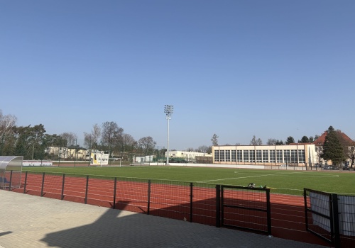 Zasady korzystania ze stadionu przy Żeromskiego w Ostrowcu bez zmian, podobnie jak ceny