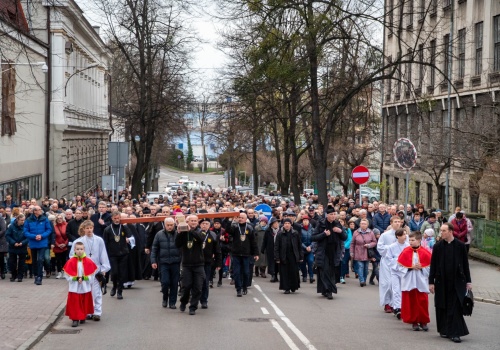 Czasowe utrudnienia w ruchu w związku z Drogą Krzyżową w Bielsku-Białej