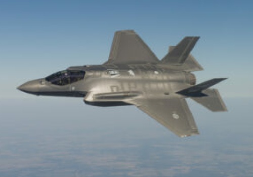 Rosyjski samolot przy ćwiczeniach NATO. F-35 przechwyciły maszynę