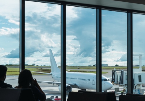 Polskie lotniska notują rekordy. Prezes PPL mówi o tym, co zmienia wojna