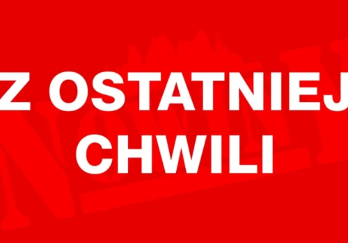 Traktor spadł ze skarpy. W środku uwięziony mężczyzna