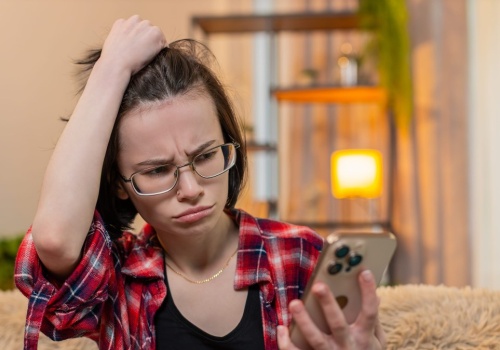 Smartfon zwalnia z każdym miesiącem? Te 5 trików go odświeży