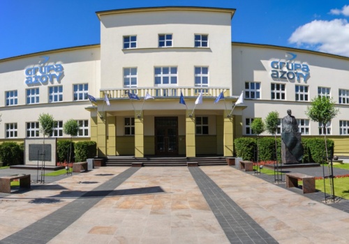 Państwowy gigant dostanie więcej pieniędzy na wyjście z kłopotów. Wykorzysta akcje