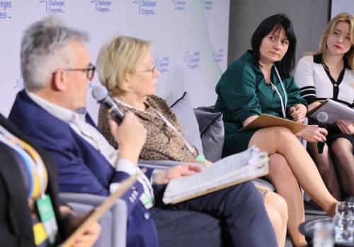 Czekają na miliony z NFZ. Krajowa Sieć Onkologiczna: za jakością leczenia muszą iść pieniądze