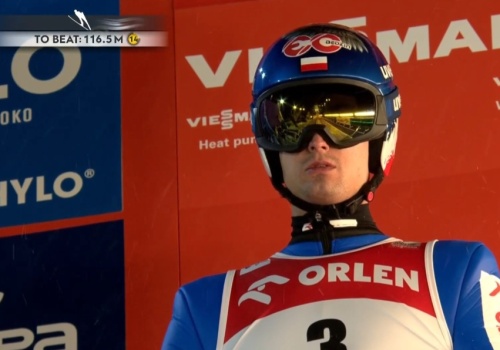 Skoki narciarskie: Prevc i Embacher najlepsi w kwalifikacjach. Czterech Polaków w sobotnim konkursie!