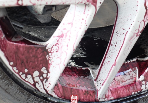 Tak kierowcy niszczą swoje felgi. Jak zrobić to lepiej? Tłumaczę krok po kroku