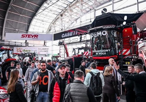 Tłum rolników z Polski i zagranicy na targach Agrotech