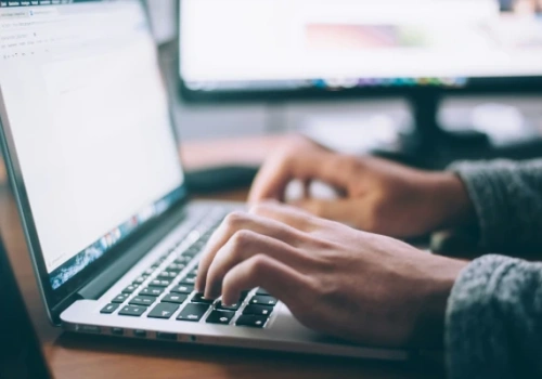 Samodzielne tworzenie strony internetowej: narzędzia przyjazne dla użytkowników Linuxa