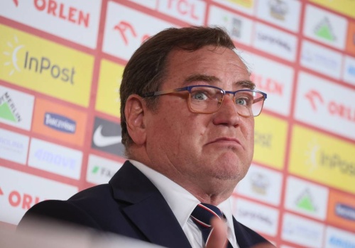 Dwa lata i koniec! Urban chce powrotu przed barażami