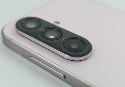 Samsung Galaxy A57 zaskoczy. Będzie w czym wybierać