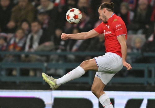 Dramatyczna końcówka przy Reymonta. Wisła wyrwała zwycięstwo Miedzi