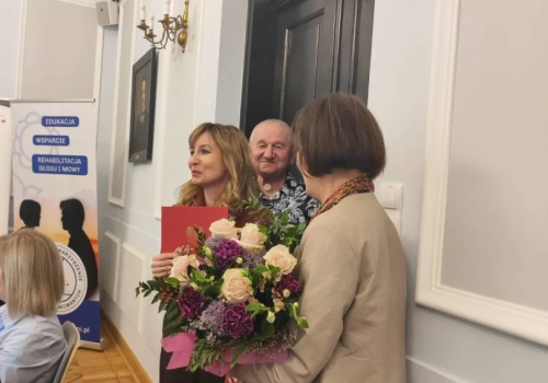 W Bydgoszczy od 40 lat niesiona jest pomoc osobom po laryngotomii. To w skali kraju pionierska inicjatywa