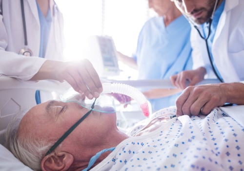 Stracił przytomność i przestał oddychać. Policjantka po służbie uratowała mu życie