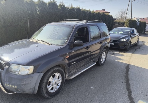 Sitaniec: pijany kierowca Forda z dożywotnim zakazem. Szybka kara więzienia i konfiskata pojazdu