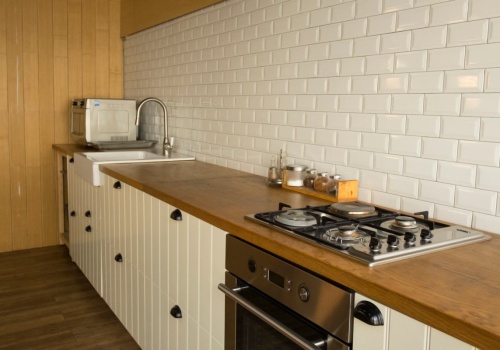 Wtopa goni wtopę podczas remontu kuchni. Czego unikać? 