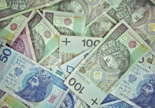 Ta metoda oszczędzania jest coraz popularniejsza. Trzycyfrowy zysk przekonuje niezdecydowanych?