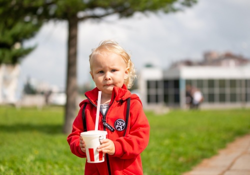 Gmina płaci za prywatne przedszkole, choć w publicznym są wolne miejsca. A prywatne na jednym dziecku mają sporą przebitkę