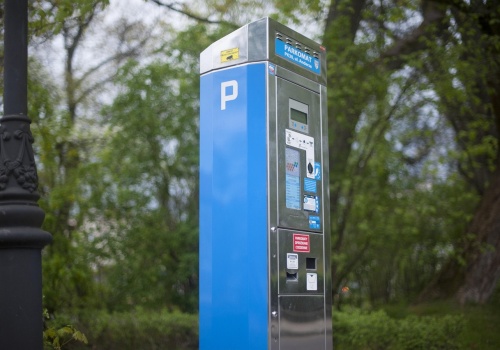 Strefa płatnego parkowania w Ostrowcu powstanie jesienią. Ogłoszono przetarg