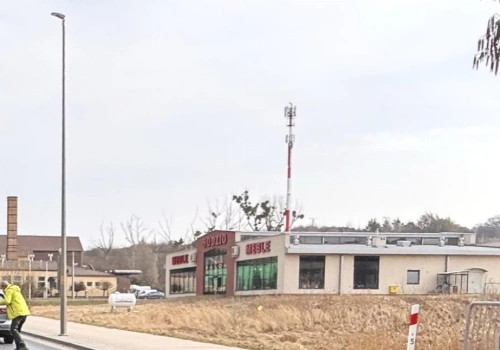 McDonald’s w Trzebnicy i... tajemnicze rozmowy burmistrza. Radny domaga się wyjaśnień