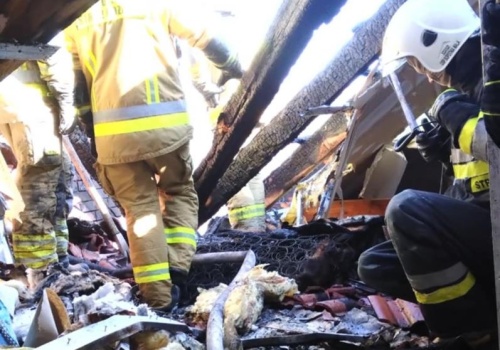 Pożar poddasza w Korbielowie | ZDJĘCIA