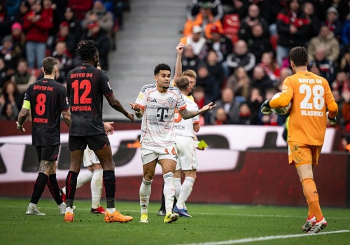 Szalony mecz. Dwie czerwone kartki dla Bayernu Monachium