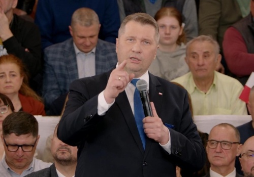 Czarnek krytykuje Tuska ws. SAFE. 