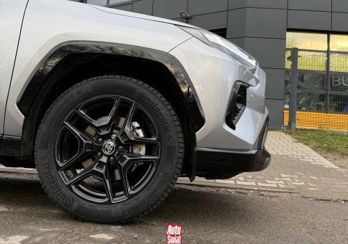 Na którą oś lepsze opony? Ten test mówi wszystko. Znamy odpowiedź dla Polski