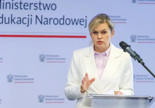 Alarmujące dane o młodych Polakach. MEN reaguje