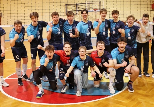 Twierdza Cieszyn nadal niezdobyta. Kolejna wygrana siatkarzy Talent Hewa | ZDJĘCIA