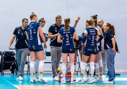 Niespodzianka. Czołowy klub Tauron Ligi ograny