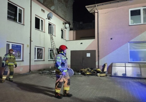 Zwarcie instalacji elektrycznej przyczyną pożaru w mieszkaniu przy Pasażu Rudowskiego w Piotrkowie