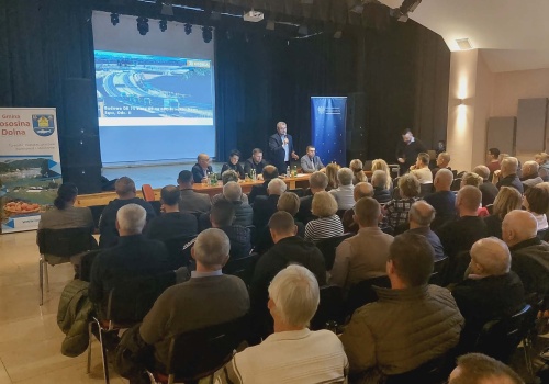 Wiosną ruszą pierwsze analizy społecznego przebiegu Sądeczanki. Następny krok to badania geologiczne pod Justem. Kulisy spotkania w Łososinie Dolnej