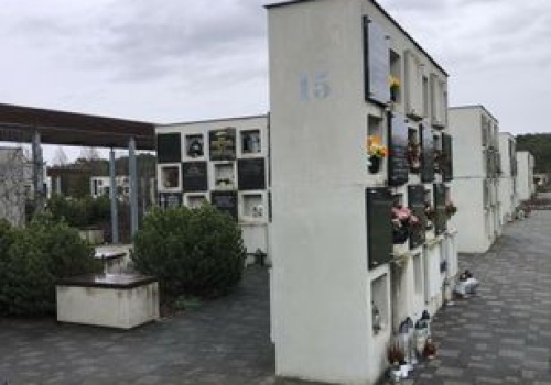 Negatywne skutki podwyżki zasiłku pogrzebowego. Wyższe opłaty za grób