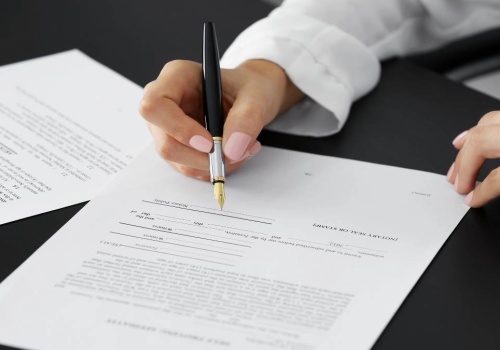 Seniorzy popełniają ten błąd w testamencie. Rodzina może stracić fortunę