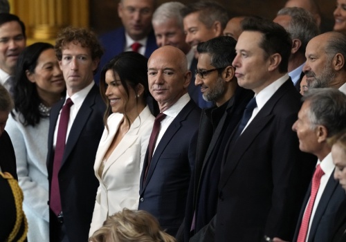 TOP 10 państw z największą liczbą miliarderów. Ponad połowa miliarderów na świecie pochodzi z trzech spośród nich