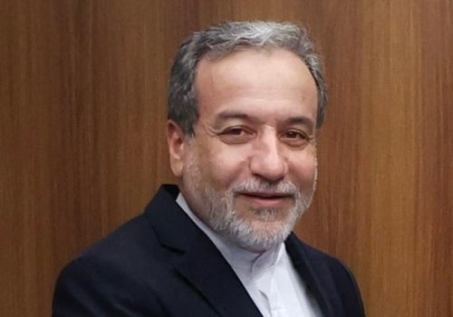 Iran przyznał, że Rosja i Chiny zapewniają mu pomoc, w tym wojskową