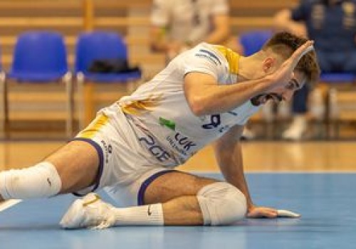 Pięć setów, ogromne emocje, brakło odrobiny szczęścia. Ale Anioły pozostają liderami ligi