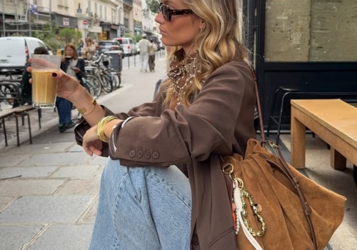 Kobiety ustawiają się po nią w kolejce - elegancka torebka Lasockiego to już HIT. A w CCC?