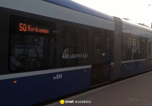Zderzenie tramwajów w Krakowie. Jedna osoba trafiła do szpitala