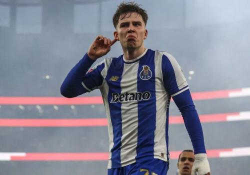 PIETUSZEWSKI Z KOLEJNYM GOLEM DLA PORTO