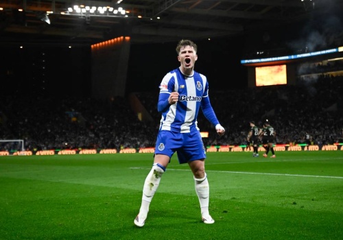 Najpierw gol, a potem niepokojące sceny. Co ze zdrowiem Pietuszewskiego?