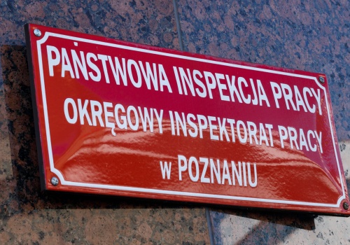 Niezbędnik przedsiębiorcy: reforma PIP * faktury w KSeF na premiera * kto nie uniknie KSeF * KSeF a odliczenie VAT * którzy urzędnicy wejdą w KSeF