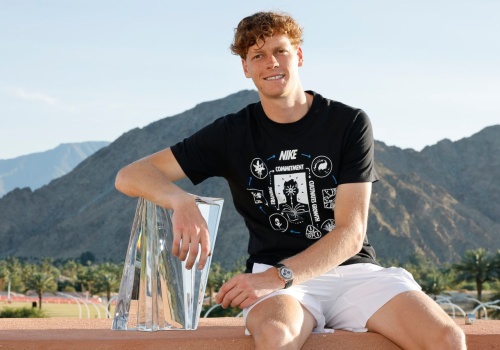 Jannik Sinner dorównał Djokoviciowi i Federerowi. 